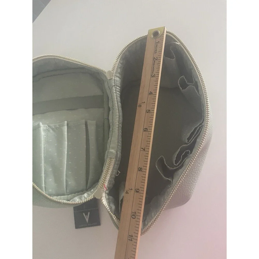 Vanessa Williams Sage Green Makeup Train Case Cosmetic Organizer Travel Bag NWT
